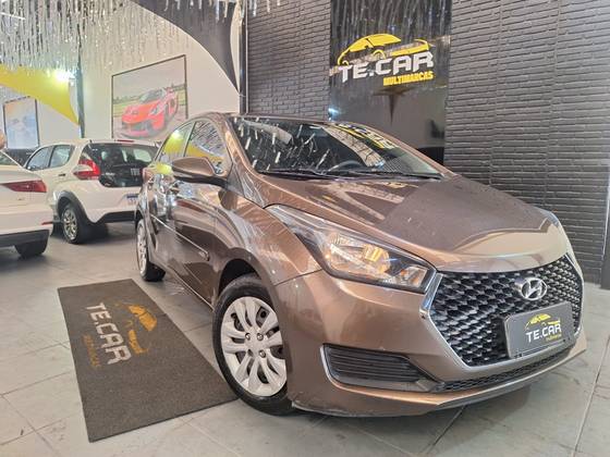HYUNDAI HB20 1.0 COMFORT PLUS 12V FLEX 4P MANUAL